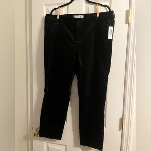 Velvet black cropped pants NWT